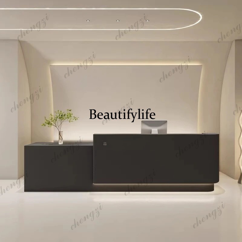 Estetyczne lady recepcyjne PPP – Office Furniture Company recenzja i cena