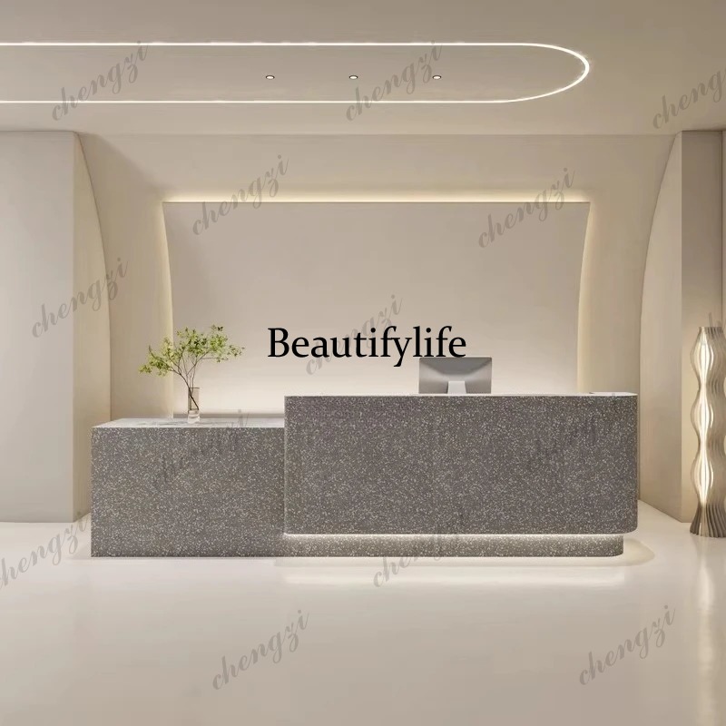 Estetyczne lady recepcyjne PPP – Office Furniture Company recenzja i cena