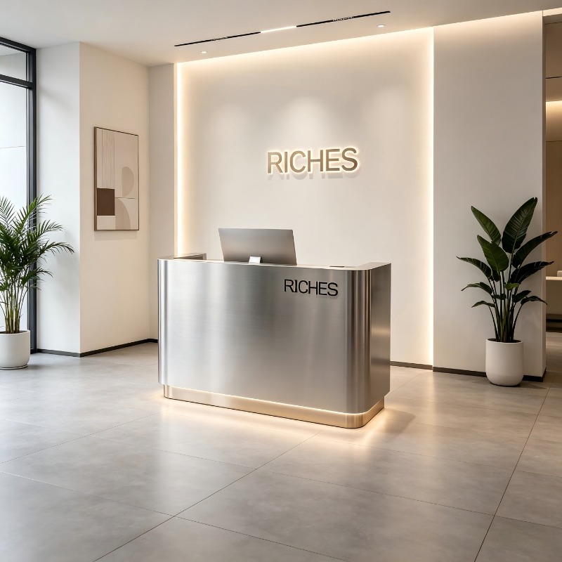 Biurko recepcyjne włoskiej fir – Office Furniture Company recenzja i cena