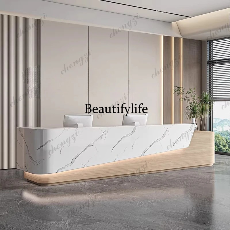 Biurka recepcyjne PPP dla nowo – Office Furniture Company recenzja i cena