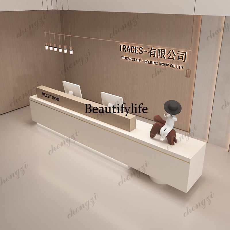 Luksusowe, nowoczesne lady rec – Office Furniture Company recenzja i cena